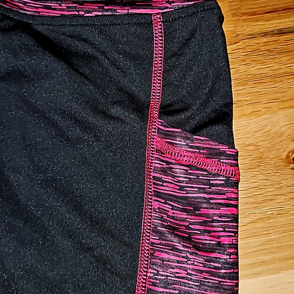 Sugar Pocket Active Leggings Size XL - Picture 3 of 3